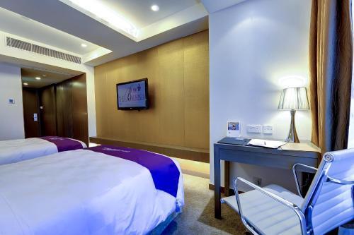The Bauhinia Hotel - Central Hong Kong Room photo