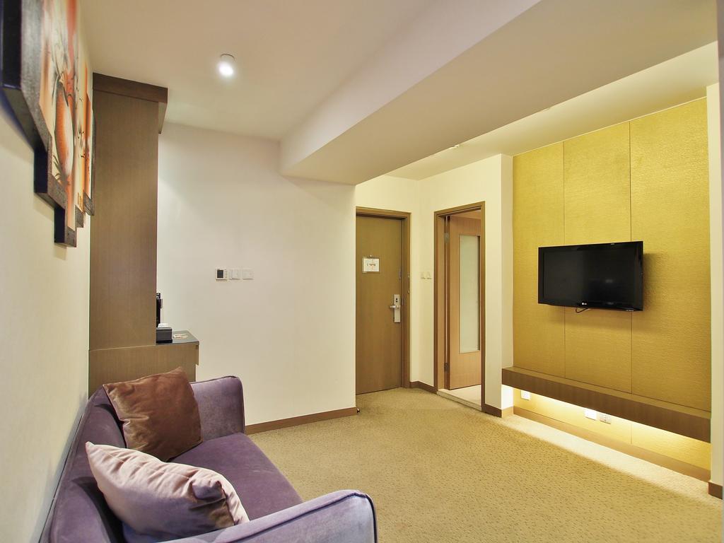 The Bauhinia Hotel - Central Hong Kong Room photo