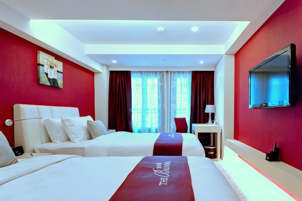The Bauhinia Hotel - Central Hong Kong Exterior photo